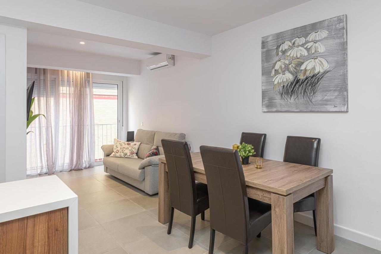 Wintowinrentals Malaga Center, Comfortable And Renovated Zewnętrze zdjęcie